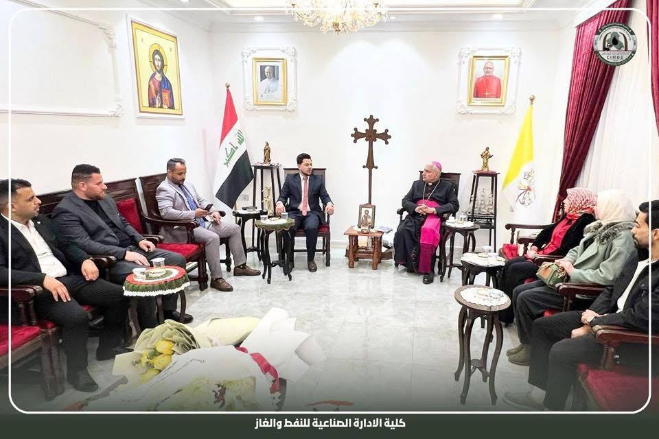 تقديم التهاني بمناسبة رأس السنة